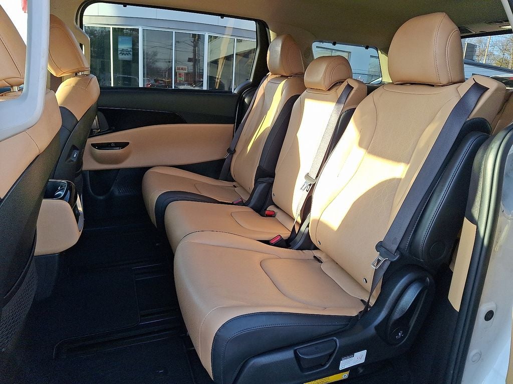 2022 Kia Carnival EX