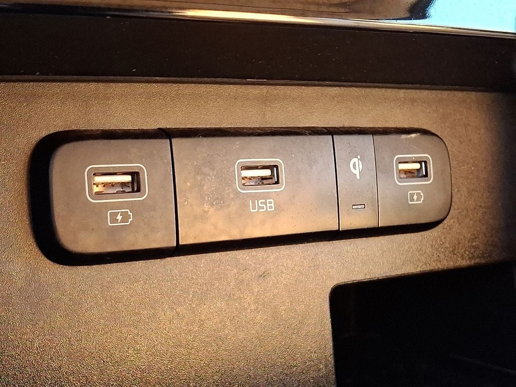 2022 Kia Carnival EX