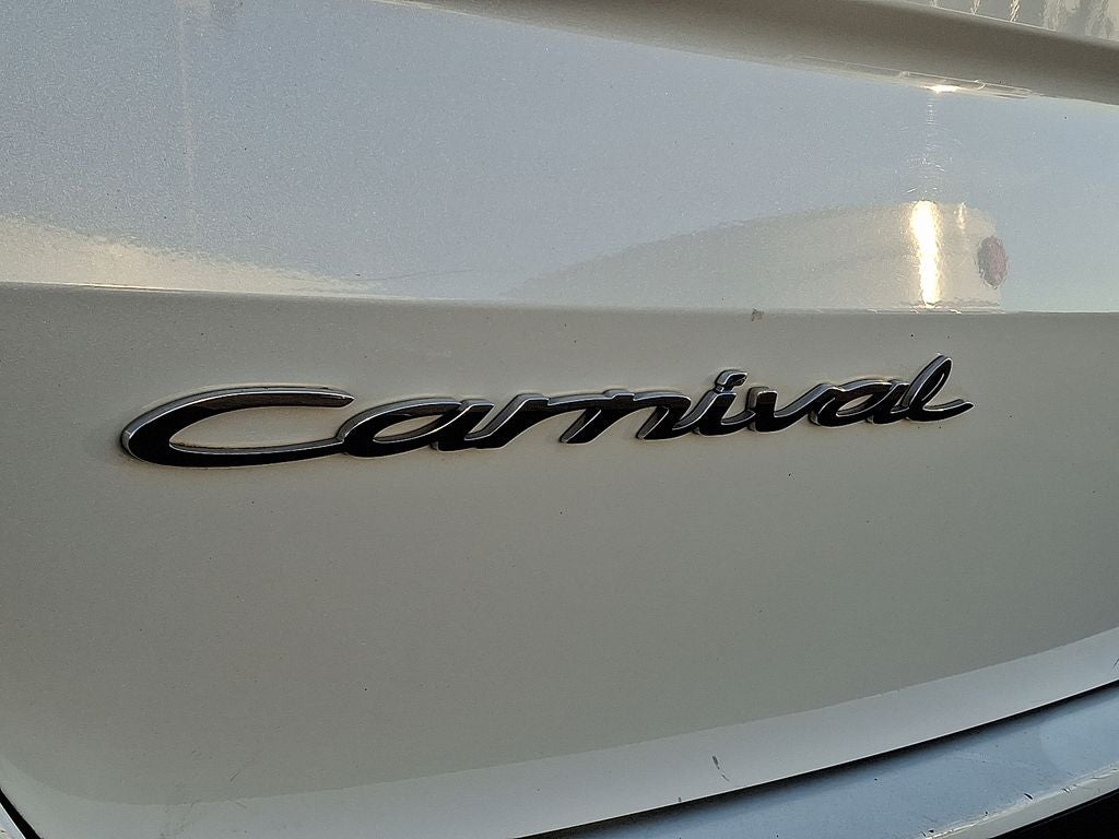 2022 Kia Carnival EX