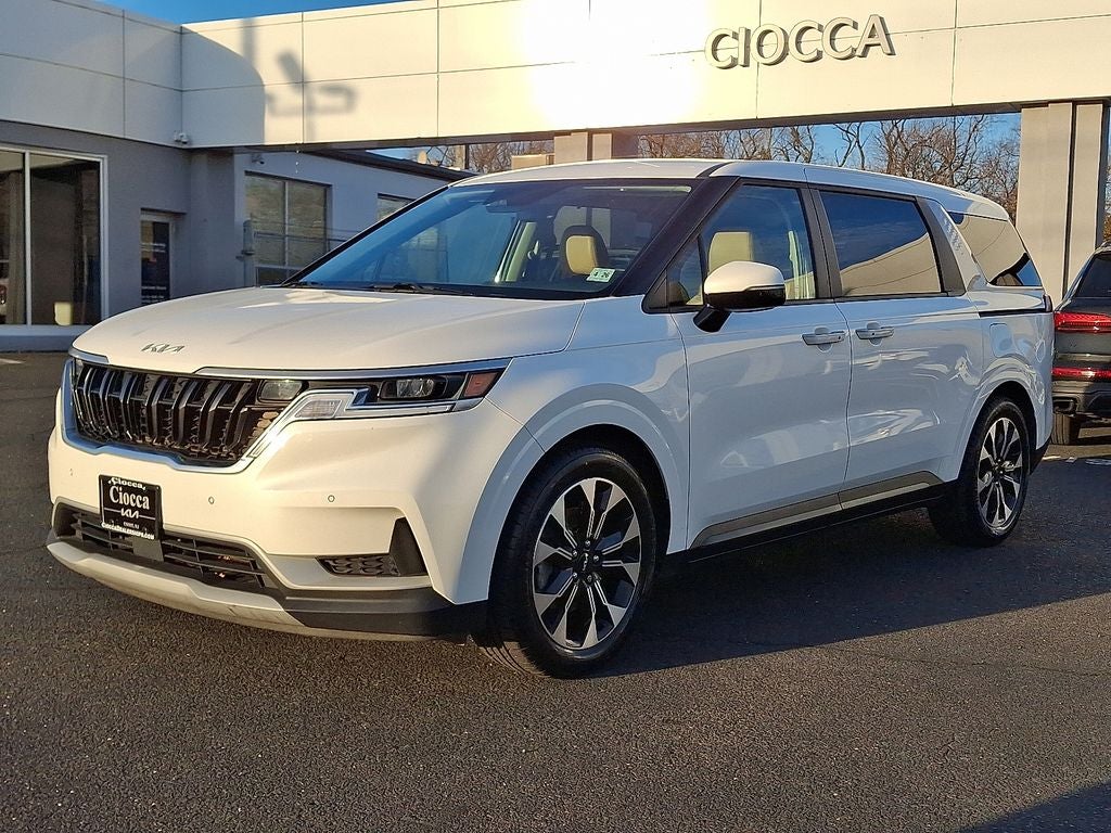 2022 Kia Carnival EX