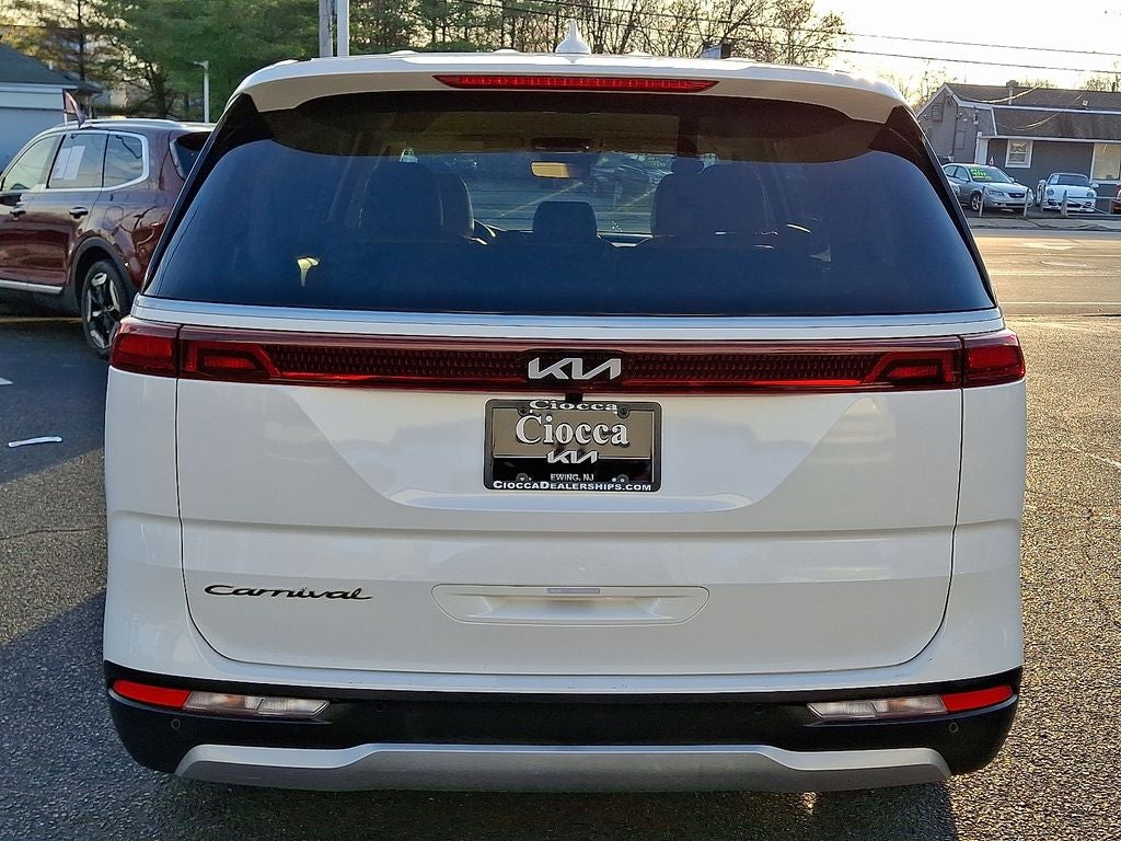 2022 Kia Carnival EX
