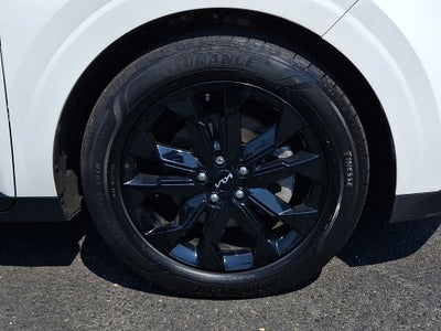2024 Kia Carnival SX
