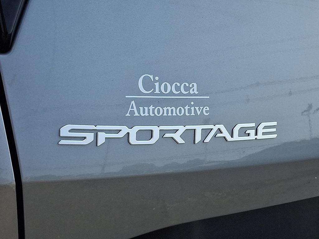 2023 Kia Sportage Hybrid LX