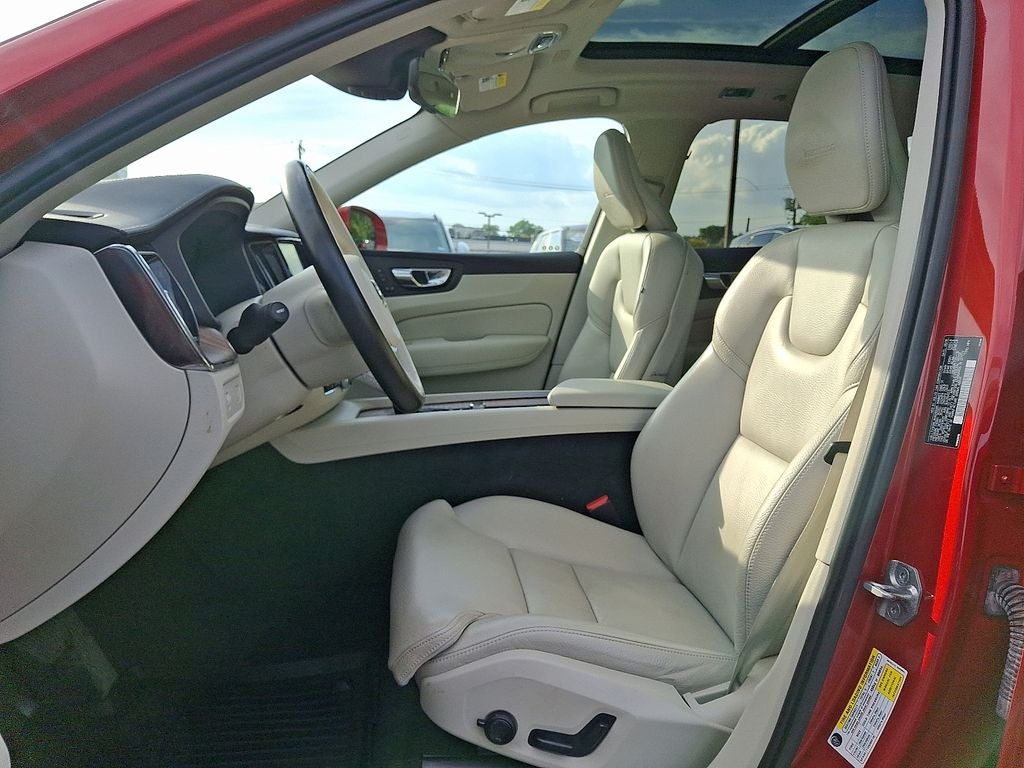 2019 Volvo XC60 T5 Inscription