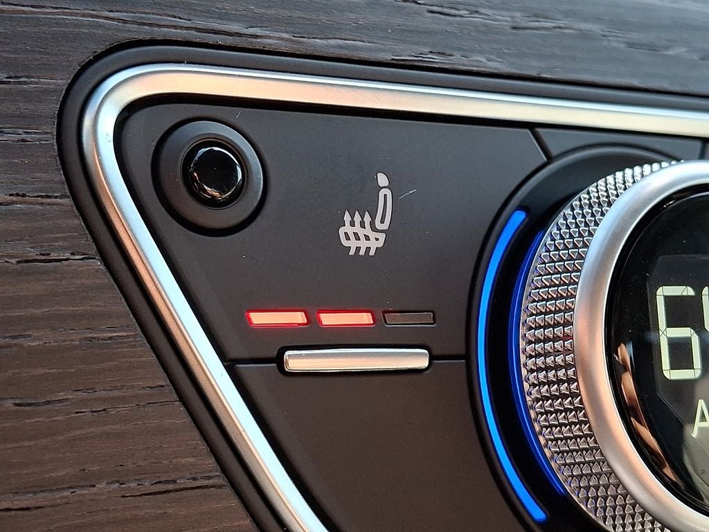 2023 Audi A4 40 Premium Plus quattro