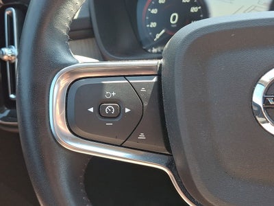 2021 Volvo XC40 T5 Inscription