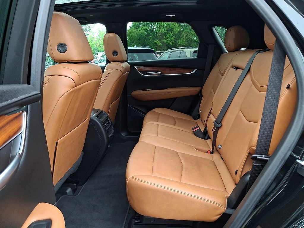 2022 Cadillac XT5 Premium Luxury