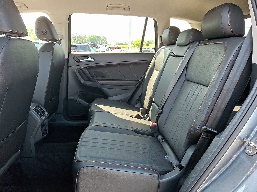 2024 Volkswagen Tiguan 2.0T Wolfsburg Edition