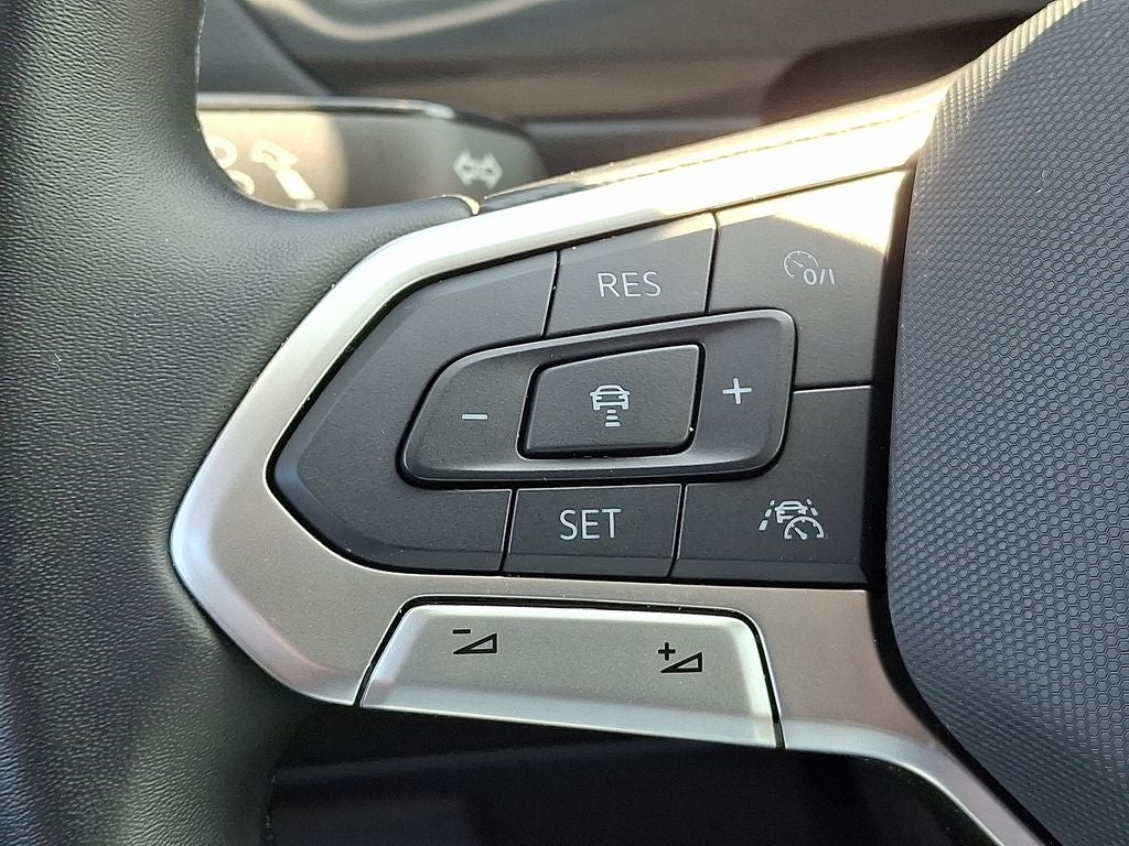 2024 Volkswagen Tiguan 2.0T Wolfsburg Edition