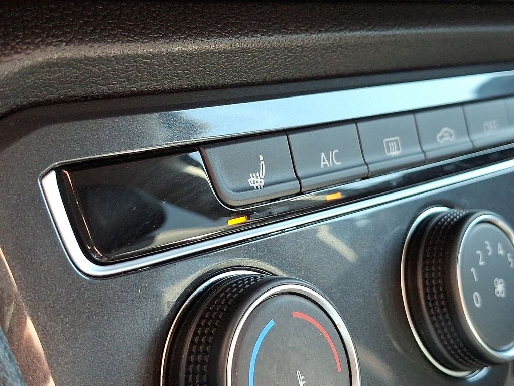 2024 Volkswagen Tiguan 2.0T Wolfsburg Edition