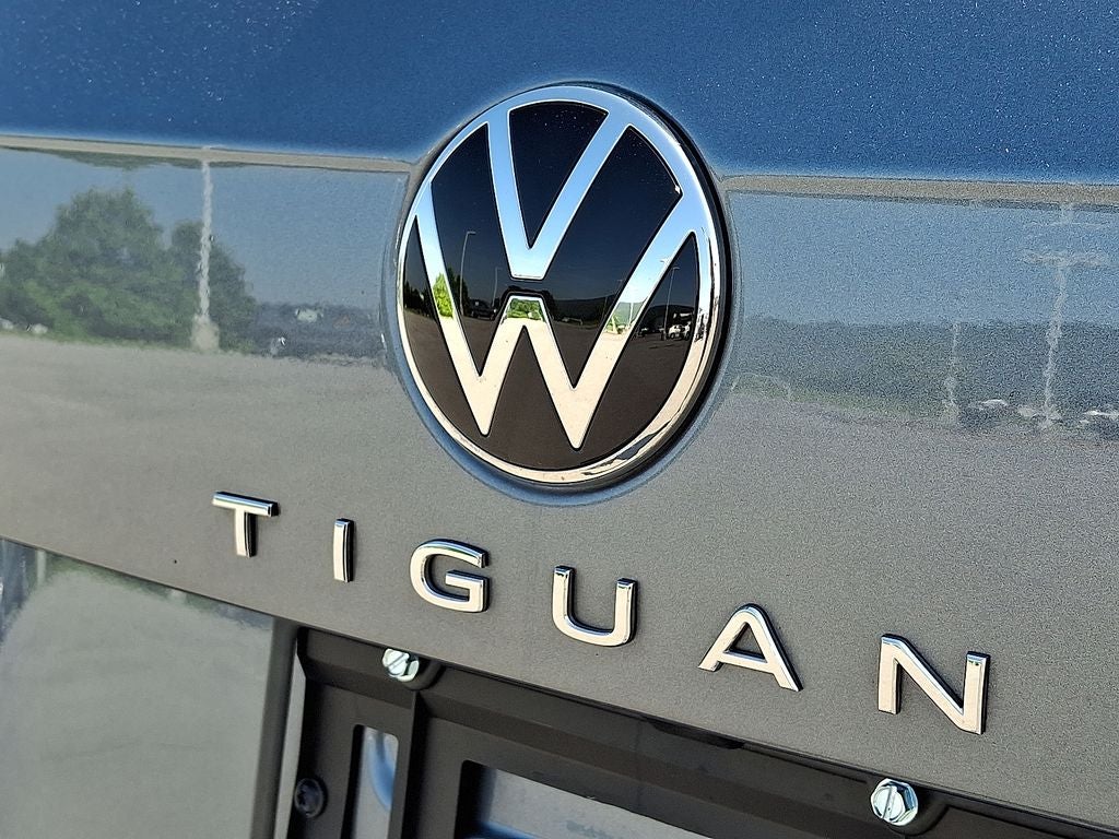 2024 Volkswagen Tiguan 2.0T Wolfsburg Edition