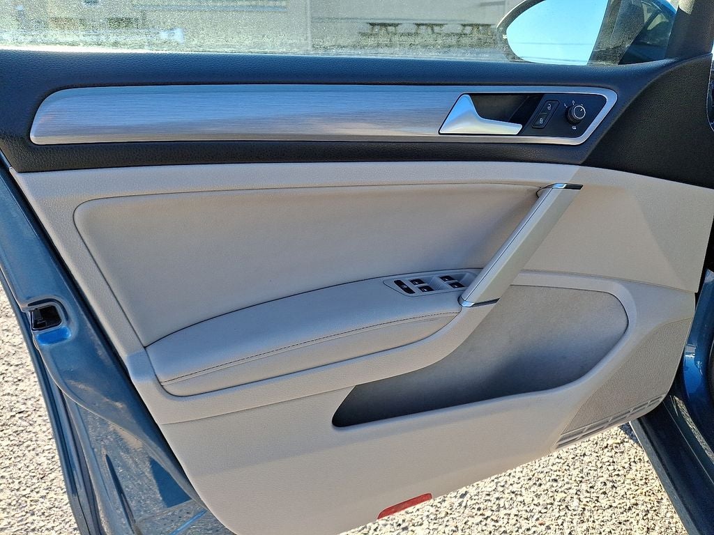 2015 Volkswagen Golf SportWagen S