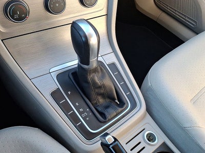 2015 Volkswagen Golf SportWagen S