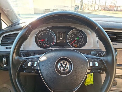 2015 Volkswagen Golf SportWagen S