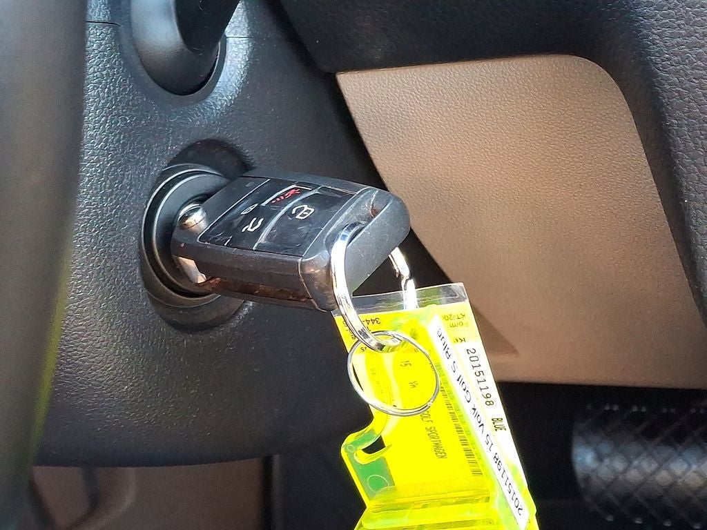 2015 Volkswagen Golf SportWagen S