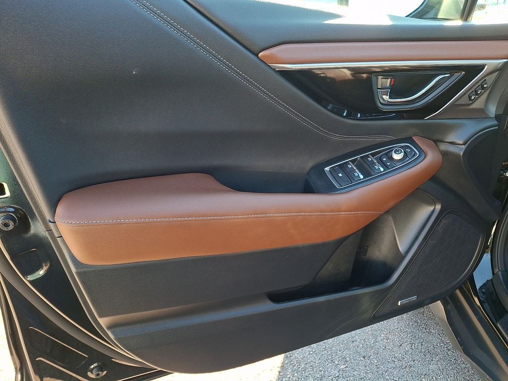 2022 Subaru Outback Touring XT