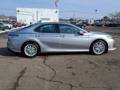 2019 Toyota Camry XLE