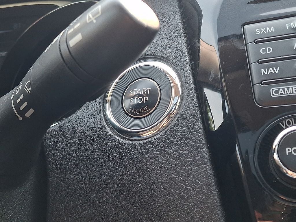 2015 Nissan Rogue SV