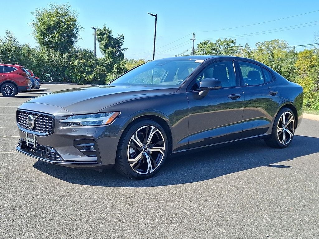 2025 Volvo S60 B5 Core