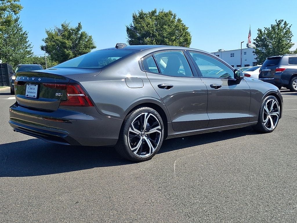 2025 Volvo S60 B5 Core