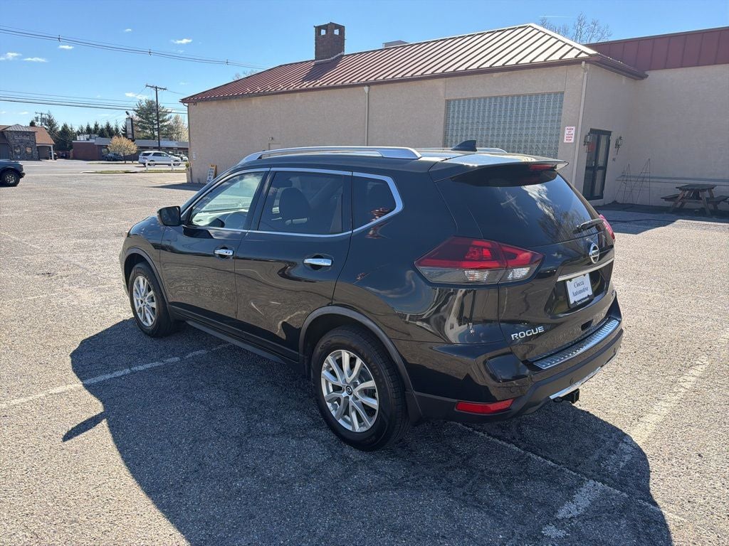 2020 Nissan Rogue SV
