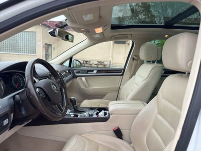 2014 Volkswagen Touareg V6 TDI Executive