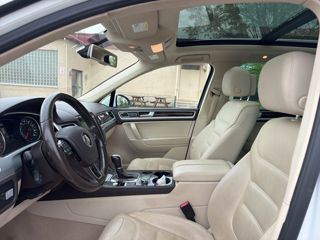 2014 Volkswagen Touareg V6 TDI Executive