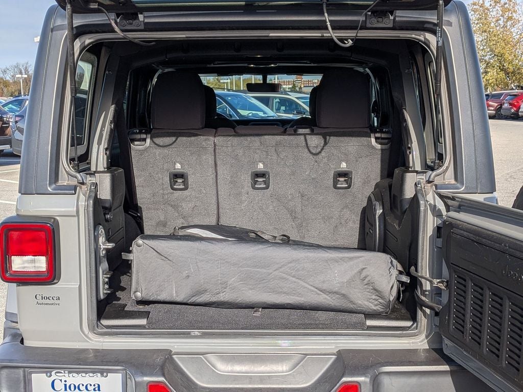 2022 Jeep Wrangler Unlimited Sahara