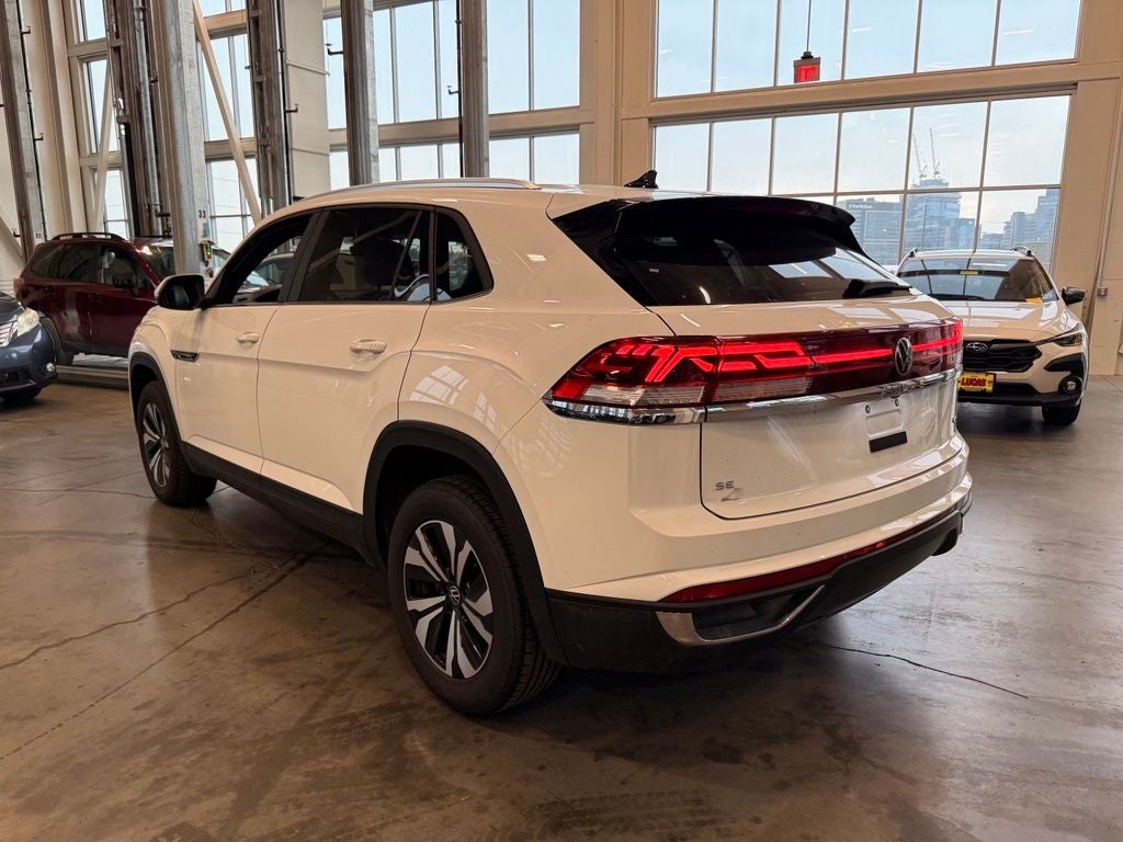 2024 Volkswagen Atlas Cross Sport 2.0T SE