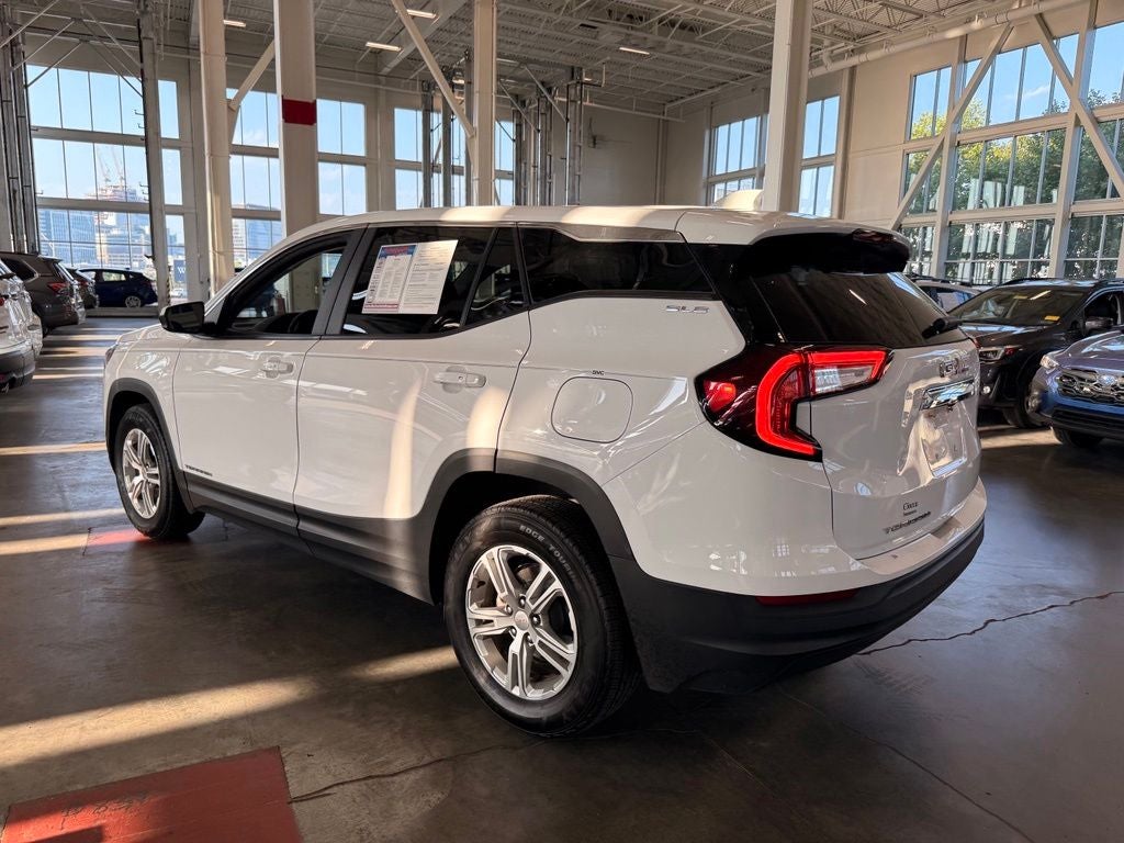 2023 GMC Terrain SLE