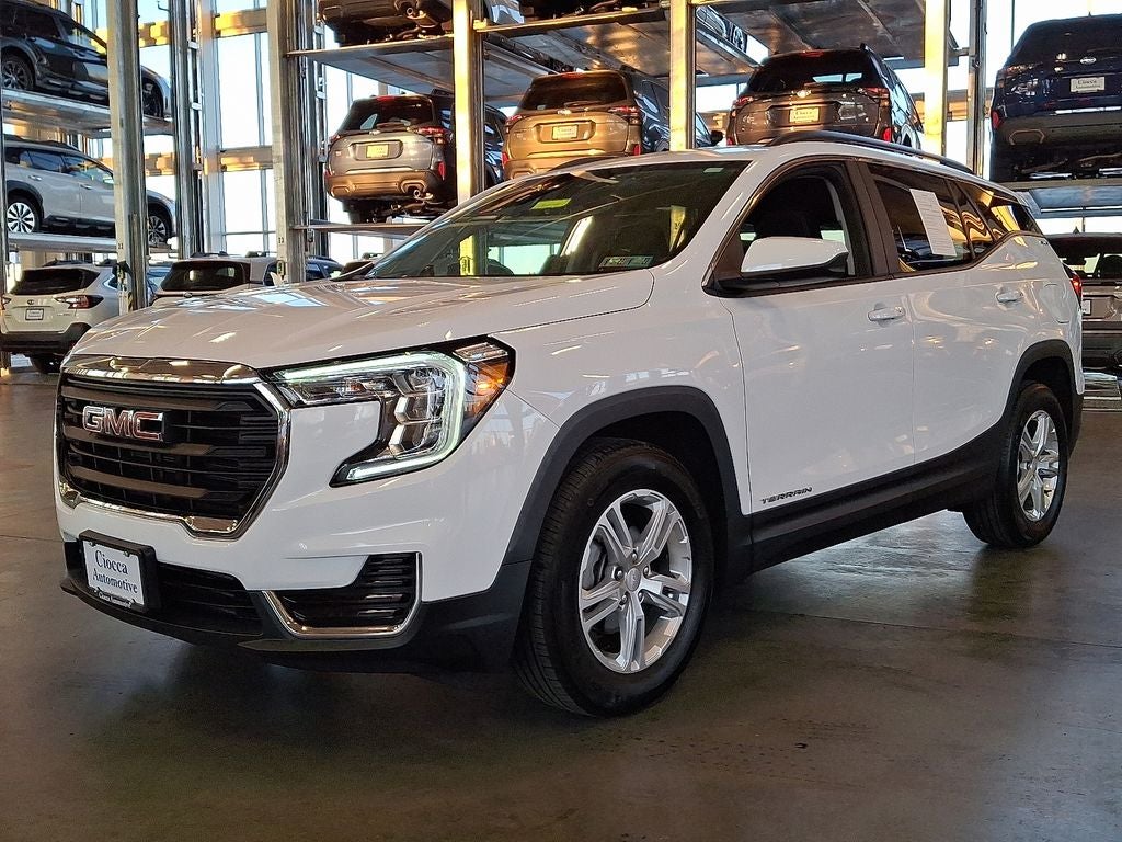 2022 GMC Terrain SLE