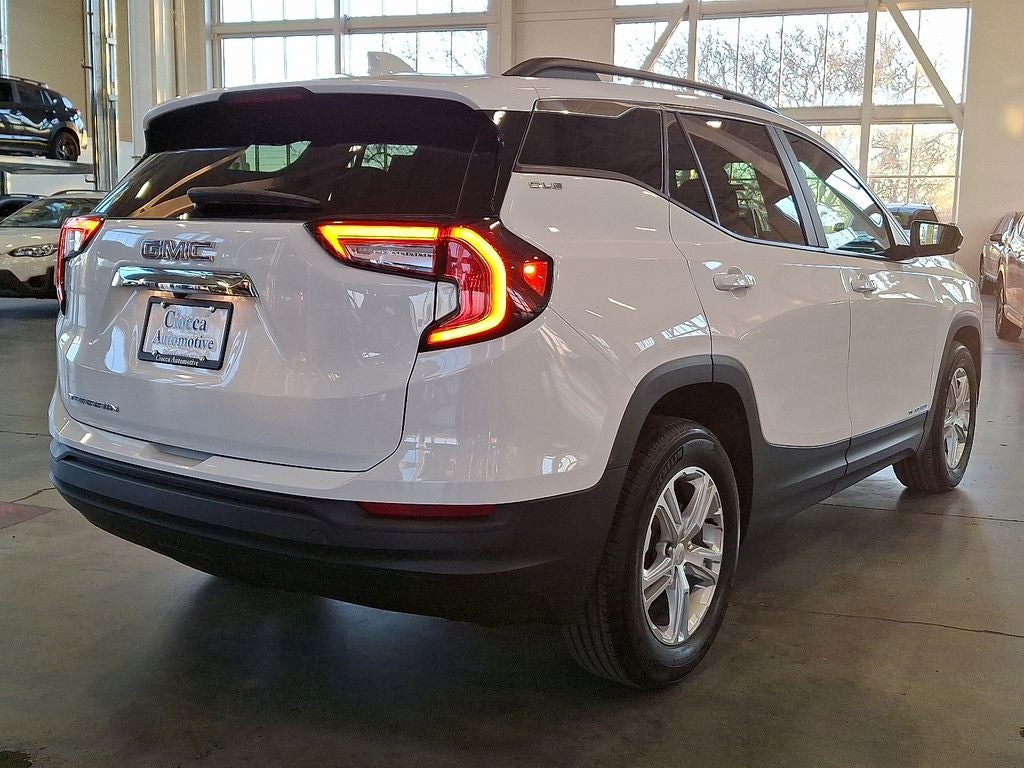 2022 GMC Terrain SLE
