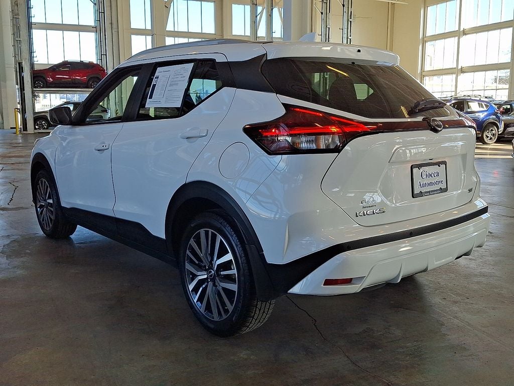 2023 Nissan Kicks SV