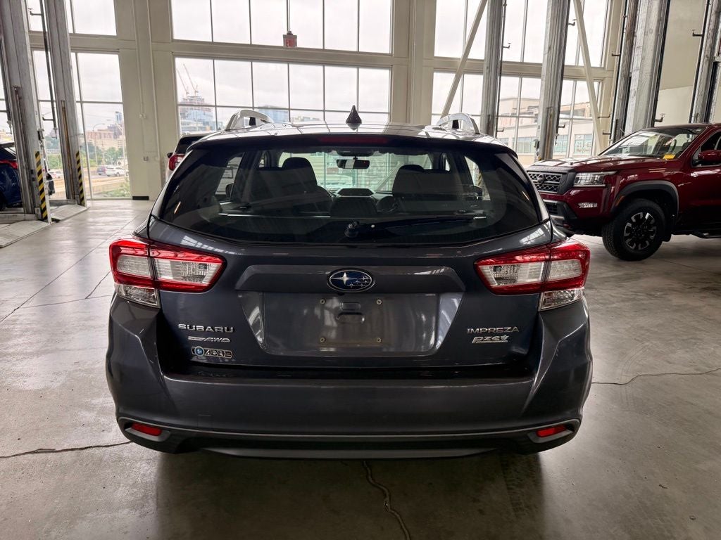 2017 Subaru Impreza 2.0i Premium