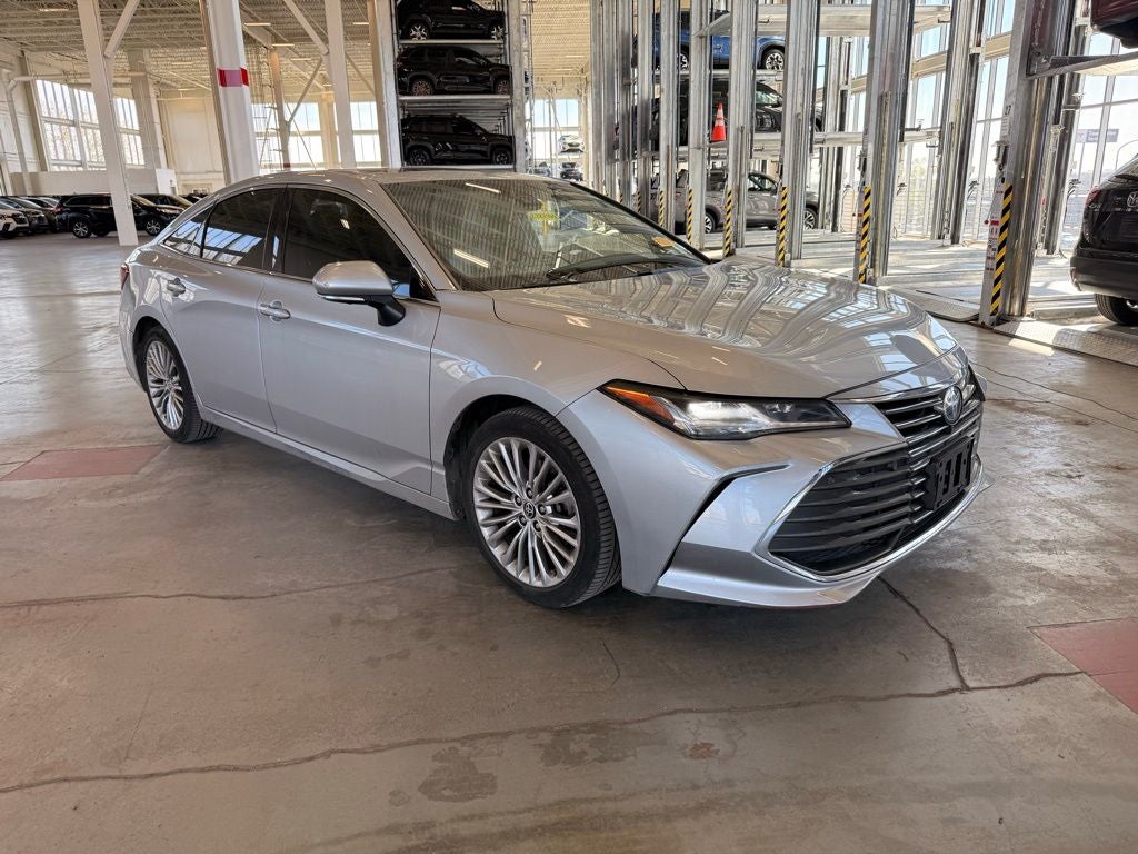 2022 Toyota Avalon Hybrid Limited