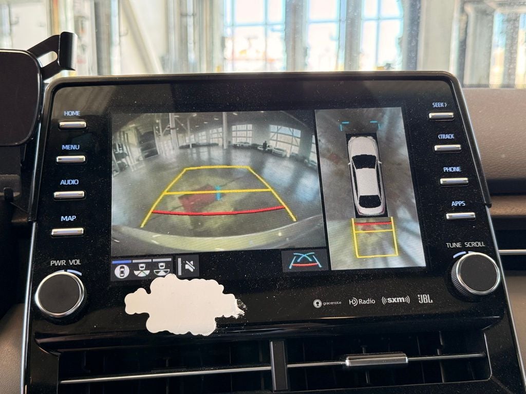 2022 Toyota Avalon Hybrid Limited