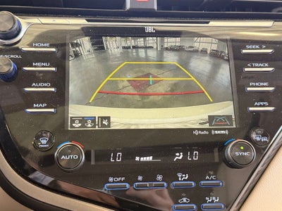 2020 Toyota Camry Hybrid XLE