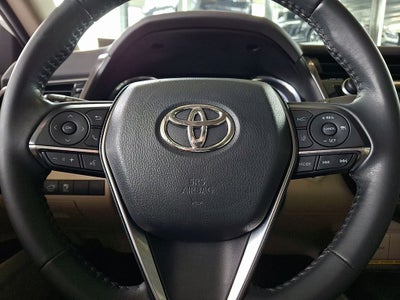2020 Toyota Camry Hybrid XLE