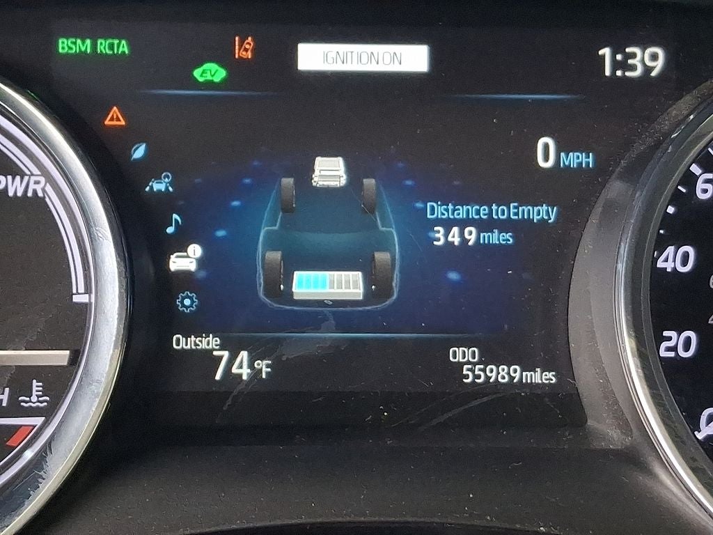 2020 Toyota Camry Hybrid XLE