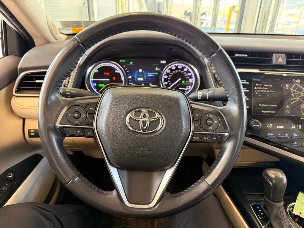 2020 Toyota Camry Hybrid XLE