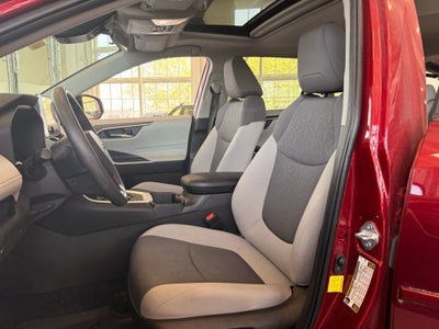 2023 Toyota RAV4 Hybrid XLE