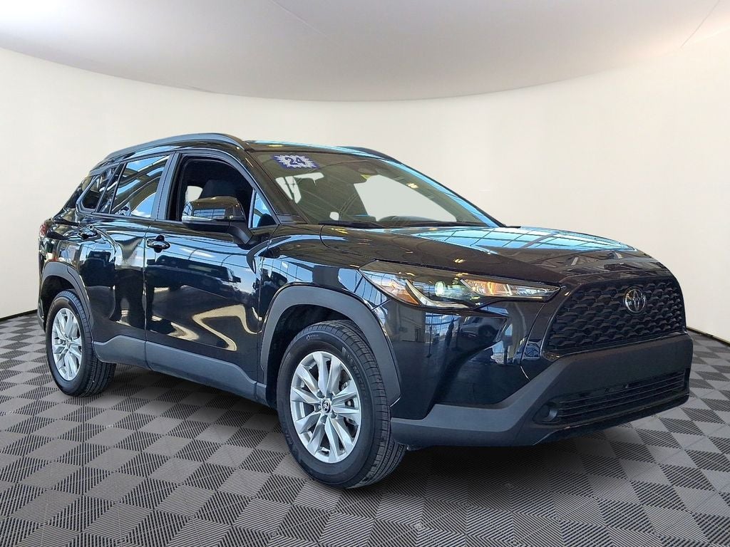 2024 Toyota Corolla Cross LE
