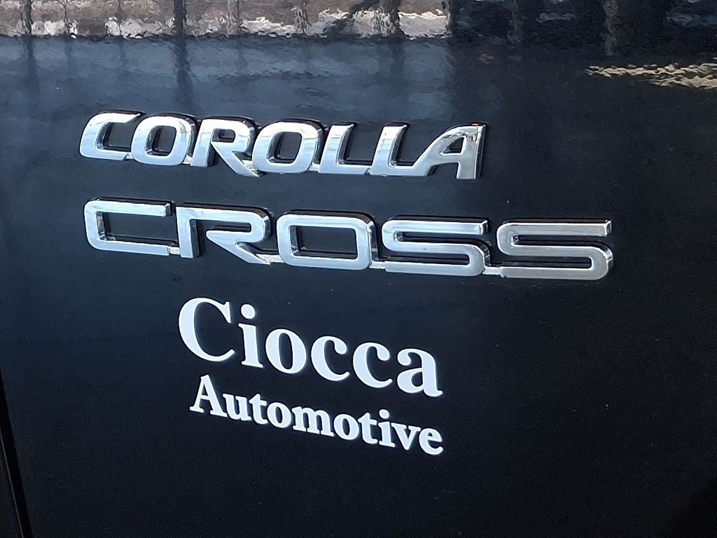2024 Toyota Corolla Cross LE