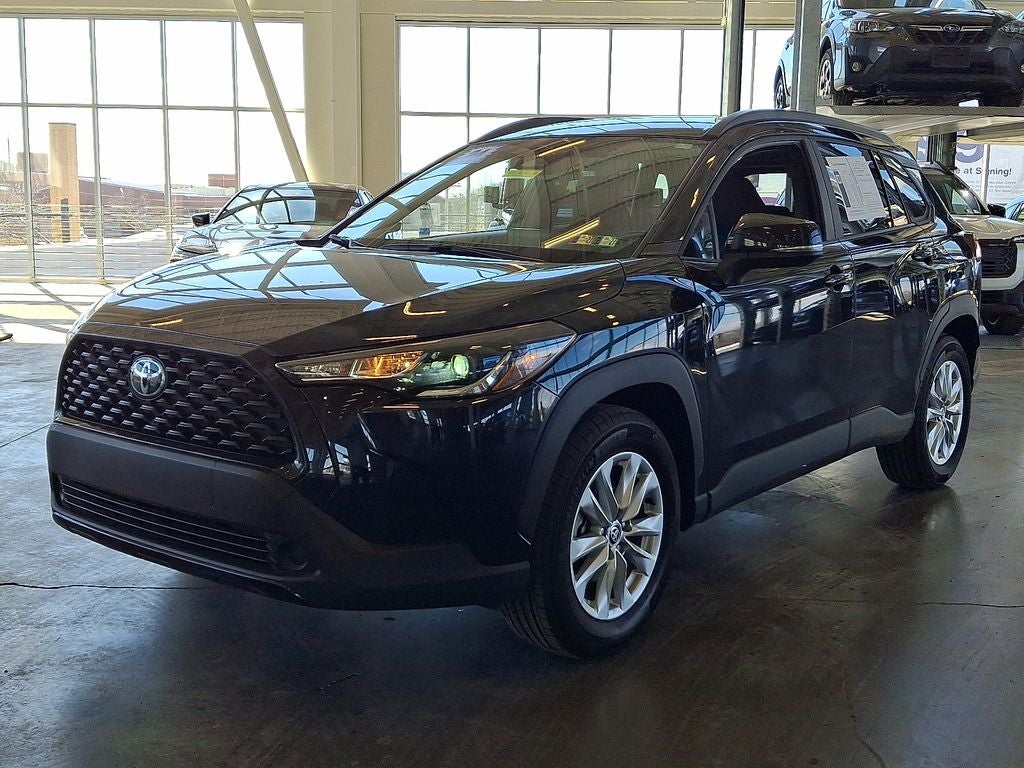 2024 Toyota Corolla Cross LE