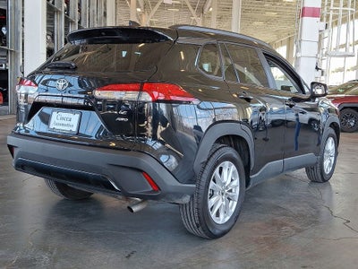 2024 Toyota Corolla Cross LE