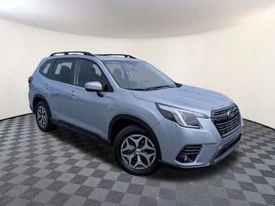 2024 Subaru Forester Premium