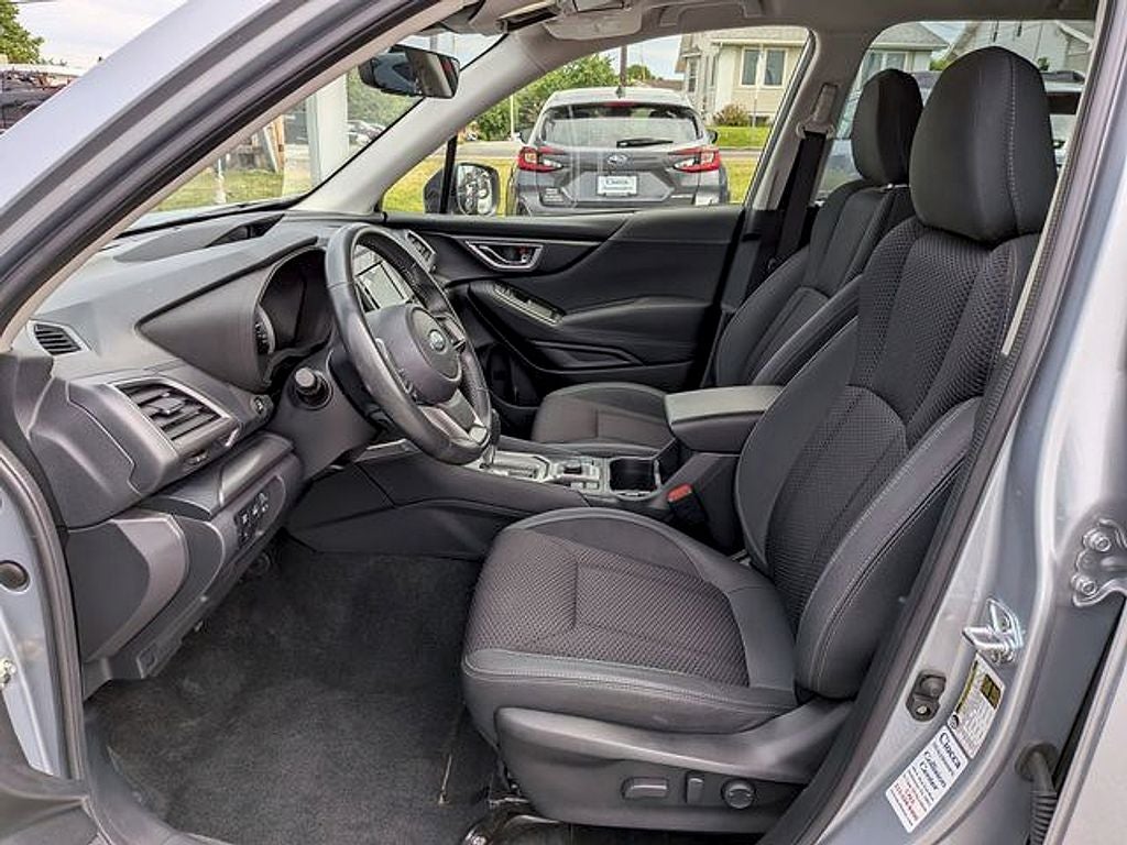 2024 Subaru Forester Premium