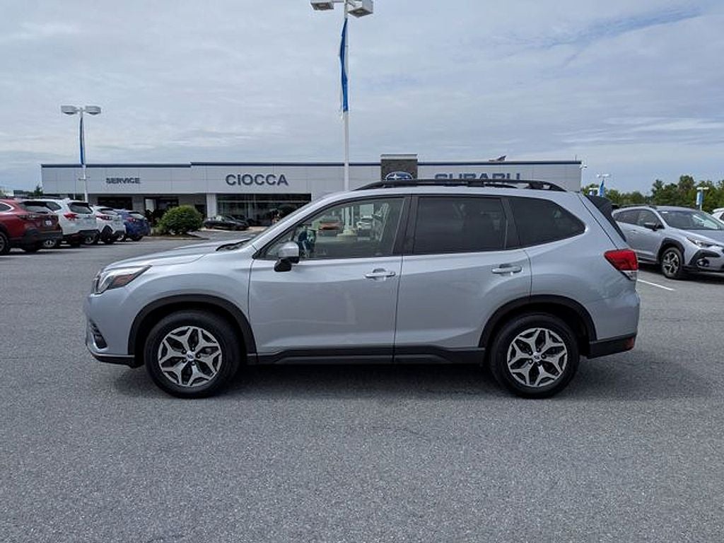 2024 Subaru Forester Premium