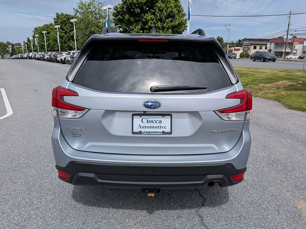 2024 Subaru Forester Premium