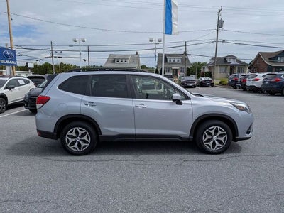 2024 Subaru Forester Premium